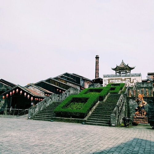 Which are truly the Top 10 Must-Visit Tourist Spots in Foshan? Locals recommend these fantastic places to see.
