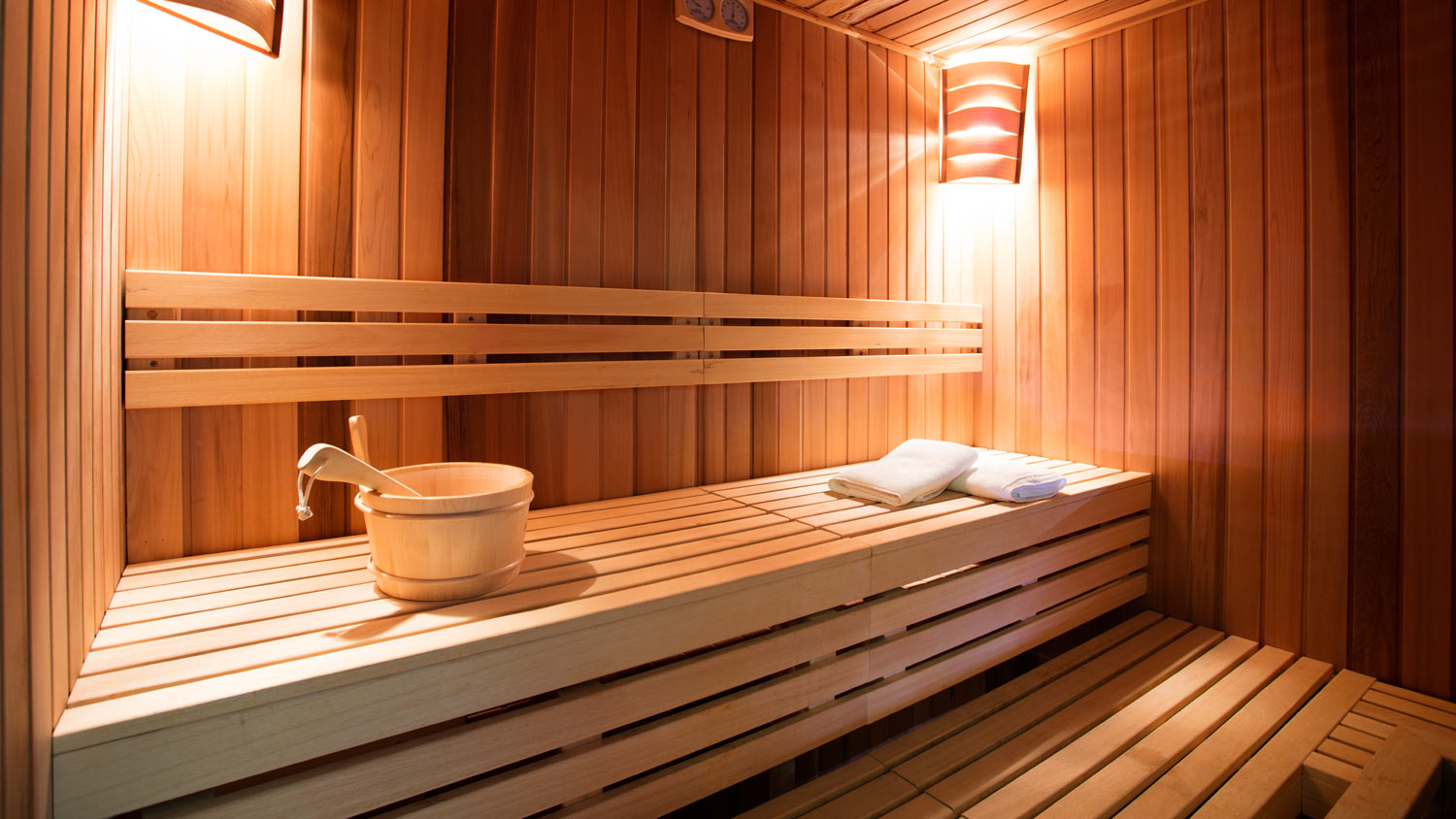 How to find a great home sauna steam room price? Get our top tips for saving money.