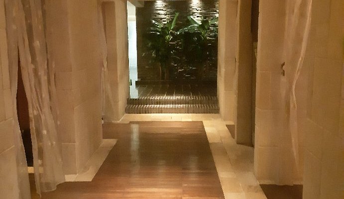 Is the most famous spa in Foshan worth visiting? Learn why this top spa is so popular.